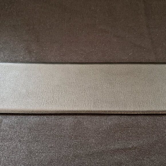 Chanel Black Calfskin Belt Silver CC Buckle (95/38) 2000 - Picture 4 of 14